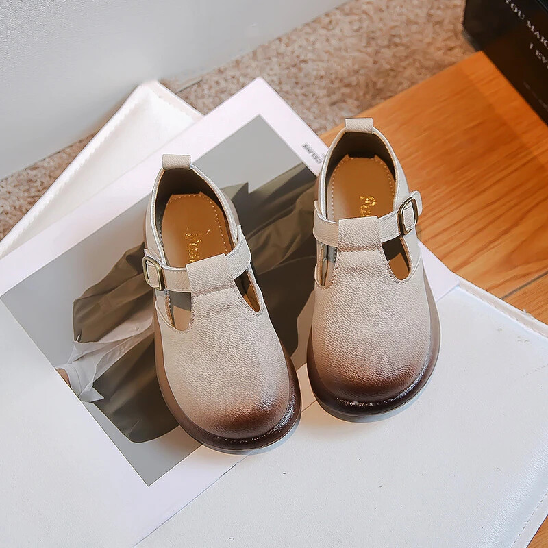 2024. aasta kevad, uus stiil Moodsad ja mugavad vabaaja madala suuga tüdrukute pehme tallaga kulumiskindlad madala otsaga nahast kingad