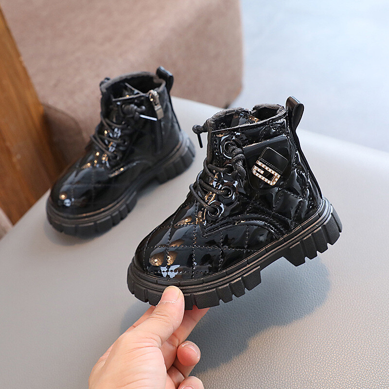 Laste poolsaapad kevade ja sügise pehme tallaga ühekordsed saapad 2023 poistele Briti stiilis ilusad nahksaapad