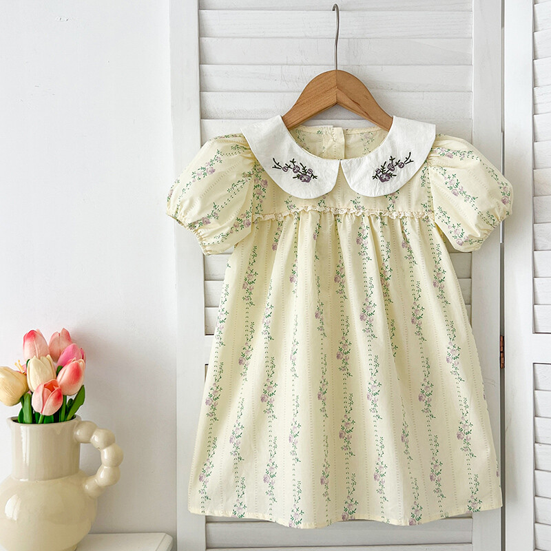 Uued tüdrukute riided 1-6 a. beebitüdrukute kleidid lillelised lillad puhvis varrukatega kleit Suvekleidid Tikitud kraega Boutique riided
