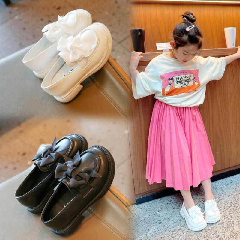 Suvised New One Step laste hingavad libisemiskindlad väikesed nahast kingad Tüdrukute moodne vibu Shallow Mouth Printsessi ühekinga