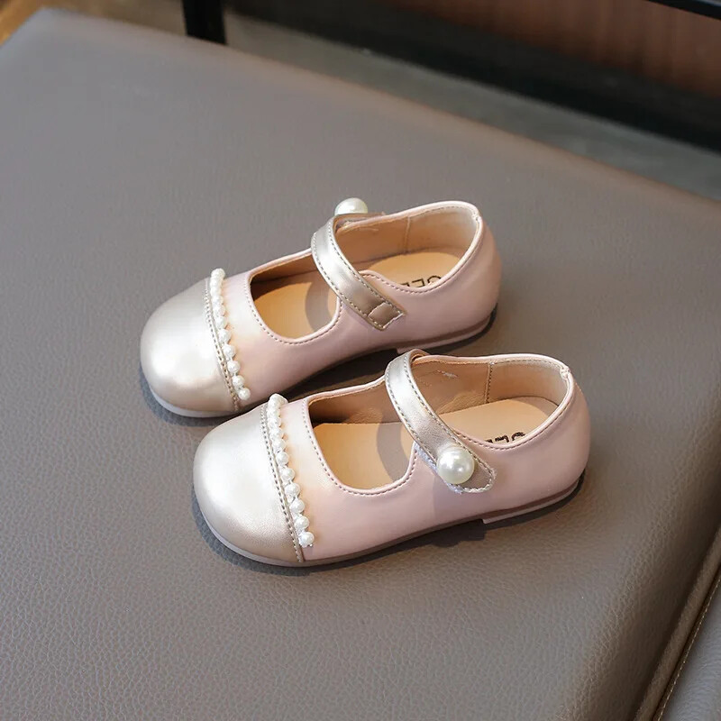 Tüdrukute lakknahast Mary Janesi pärlitega kingad armsad pärlitega vabaajajalatsid õpilastele Pehme põhjaga platvormkingad Tüdrukutele H08018