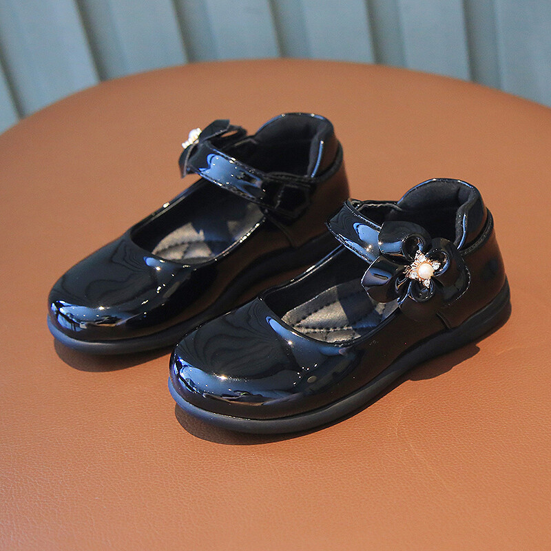 Tüdrukute nahast kingad lastele Pulmakleit Printsess Koolikingad Lastele Klassikalised mustvalged Tudengisandaalid Korea mood Uus