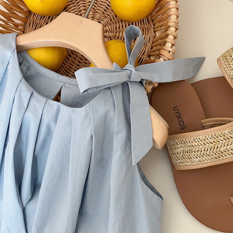 Suvine Väikese printsessi ühevärvilised kleidid Lastele Elegantne lühike plisseeritud varrukateta kleit Tüdrukutele seljata kikkkleit