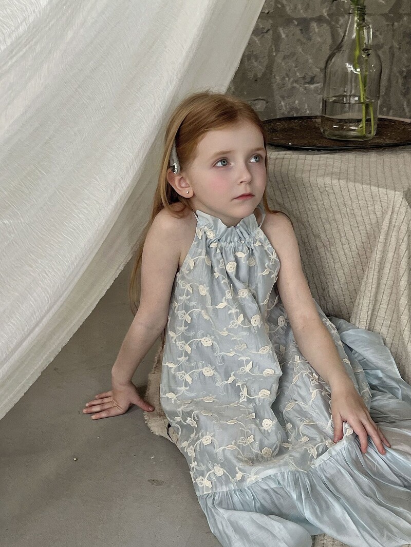 Нова лятна рокля за момиче 2024 г., корейско издание, детски дизайн, нежна и темпераментна рокля, рокли за момичета на цветя