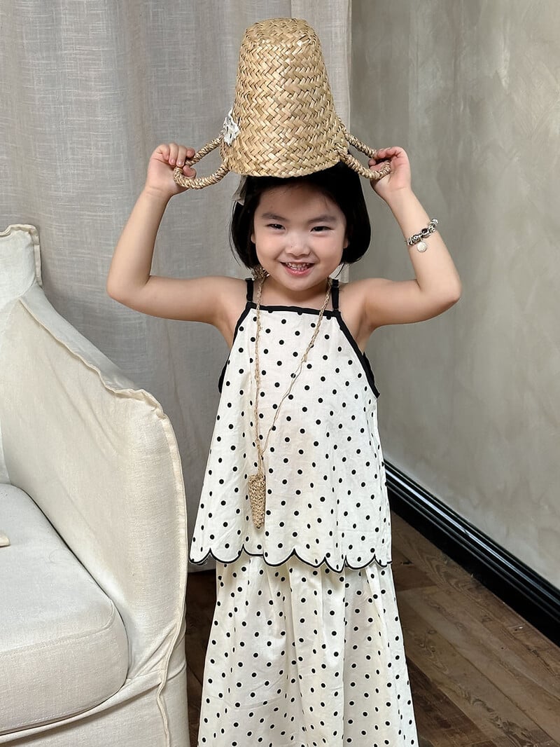 Laste rõivakomplekt 2024 Suvine uus täpiline varrukateta särk ja seelik Kaheosaline komplekt Tüdrukule armas täpiline magus komplekt