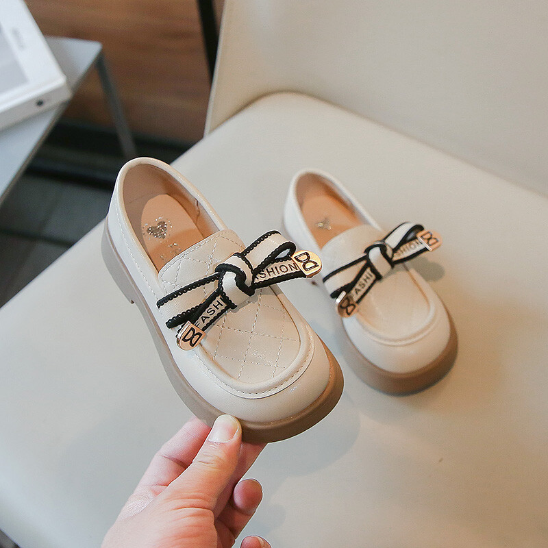 Есенни кожени обувки за момичета с възел на пеперуда Комплект противоплъзгащи крака Комплект обувки за момичета на открито от PU кожени обувки с кръгли пръсти Sandalias De Mujer