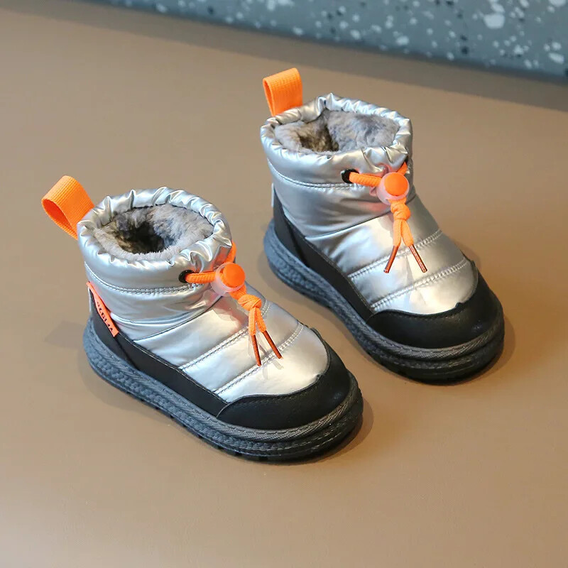 Soojad lastesaapad Talvised Uued Tüdrukutele Poistele Lühikesed Lumesaapad Moodsad Lihtsad Õuesaapad, Mugavad Lastele Palus puuvillased kingad Suurus 26-37