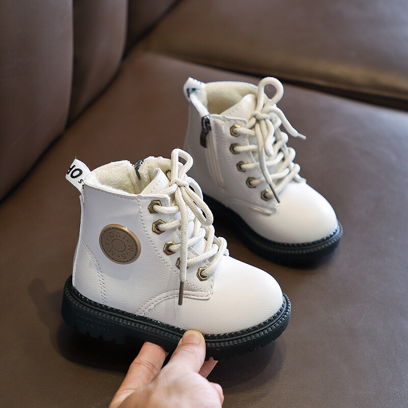 2024. aasta uued tüdrukute saapad, mitmekülgsed pehmed hingavad, libisemiskindlad, soojad küljelt tõmblukk Mood Laste vabaaja saapad, lühikesed saapad, väike kohaletoimetamine