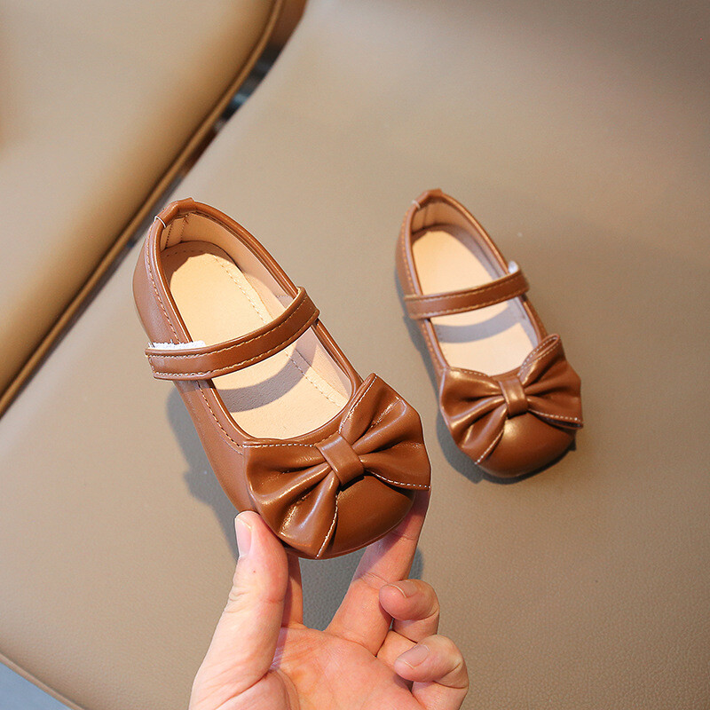 Dječje kožne cipele Sweet Bow Girl Princess s plitkim ustima, nove jeseni 2024.