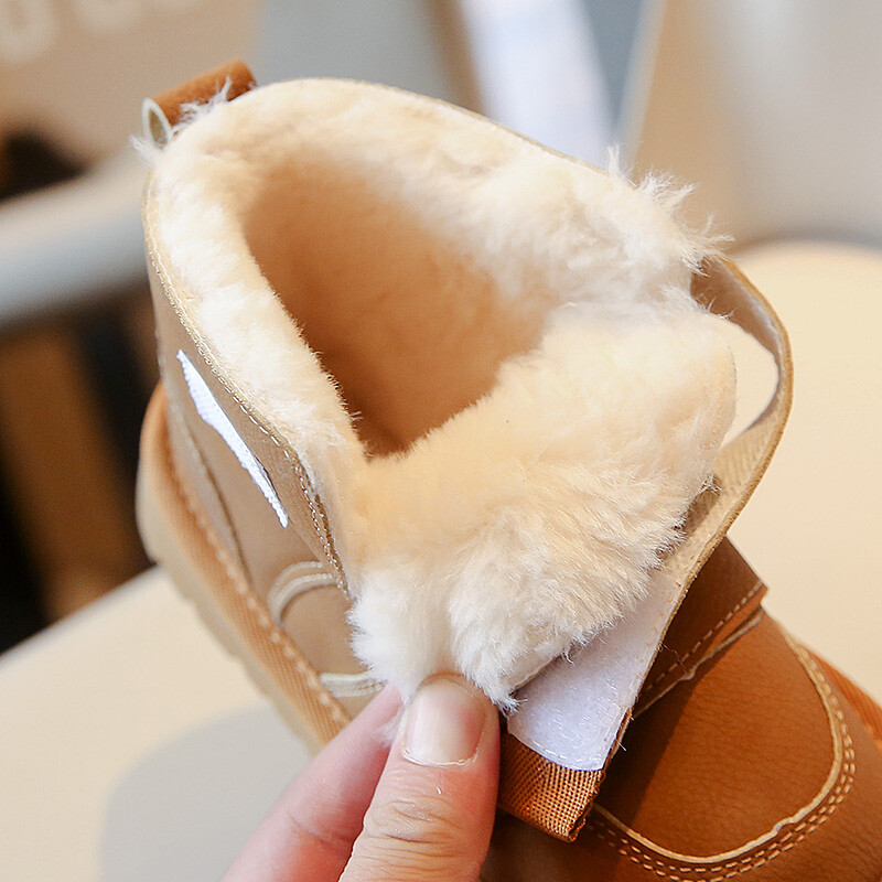 Lastesaapad 2024 Talvised väikelapsed poisid Brand soe karusnahk pahkluu lumesaapad Laste tüdrukud mood kõrged välisjalatsid Pehme tald