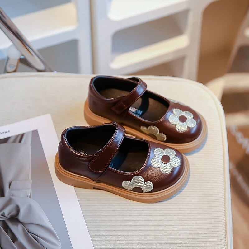 Φθινοπωρινά πολύχρωμα δερμάτινα παπούτσια για κορίτσια με αντιολισθητικό κέντημα με μαλακό κάτω μέρος για κορίτσια PU δερμάτινα παπούτσια Sandalias De Mujer