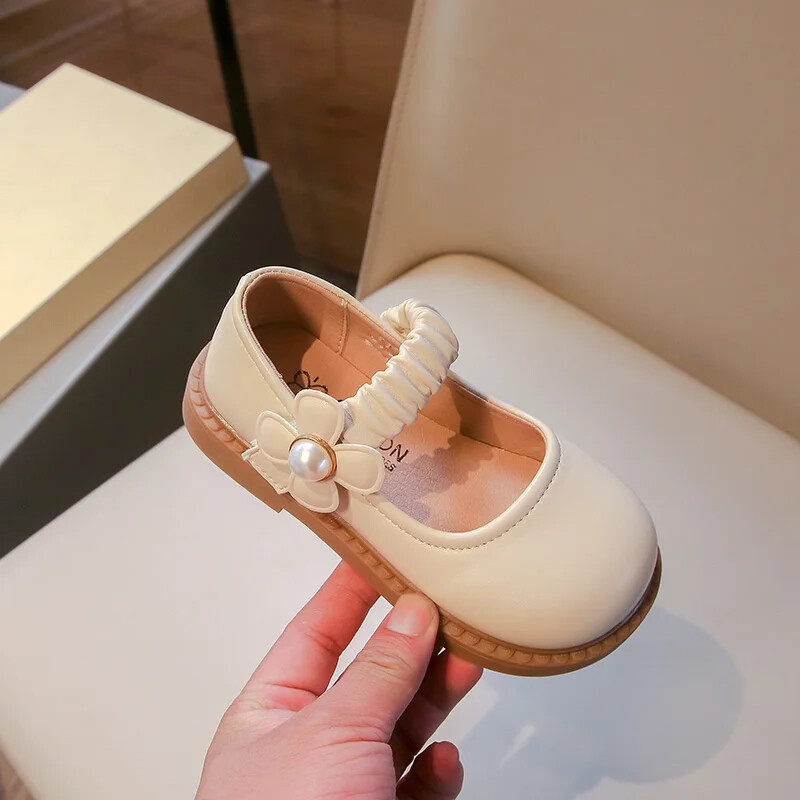 Кожени обувки за момичета на принцеса 2024 Пролет Есен Нова мода Детски сладки единични обувки Корейски меки подметки Едноцветни танцови обувки