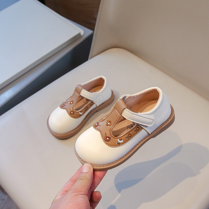 Kožne cipele za djevojčice Dječje izvezene cipele za princeze Modne uzročne dječje ravne cipele s mekim dnom Izdubljene svestrane