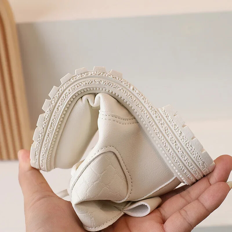 2023 Beež Tüdrukute Saapad Külje Tõmblukk Lihtne Libisemisvastane Vabaajajalatsid Mitmekülgsed Pehmed Poiste Briti Stiilis Laste Lühikesed Saapad PU