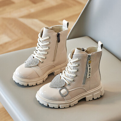 2023. aasta sügistalv Tüdrukute saapad Briti stiilis Laste Poolsaapad Litrid Armastus Printsessisaapad Õuesaapad Libisemiskindlad Laste vabaajajalatsid