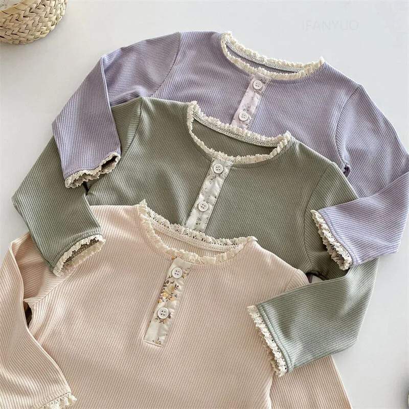 Tüdrukute laste lihtne alussärk 0-5-aastastele sügiskorea beebidele lilleline pikkade varrukatega mitmekülgne mood laste T-särgid imikute riided