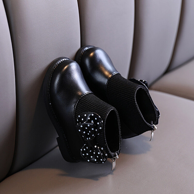 Ботуши за момиче Есенни нови кожени ботуши със сладък лък Универсална мека подметка Обувки за момичета на принцеса Памучни ботуши до глезена Маратонки за малки деца