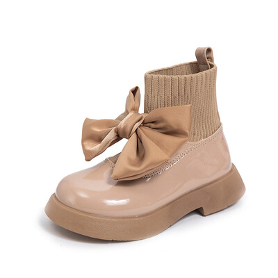 Tüdrukute must libisemiskindel laste moekar Elegantne 2022. aasta läikiv Ühendkuningriigi vormiriietus Laste koolikingad Lihtsad vabaaja 2022. aasta sokkisaapad hingavad