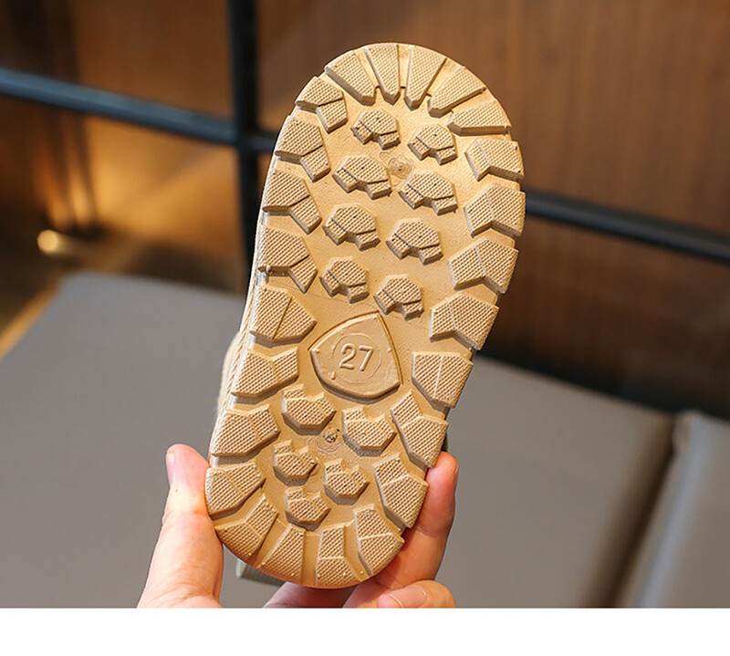 Talvised lumesaapad Tüdrukutele Paksud soojad plüüsist puuvillased kingad Libedusevastased teismeliste tüdrukute moodsaapad Veekindlad kunstkarusnahast kingad