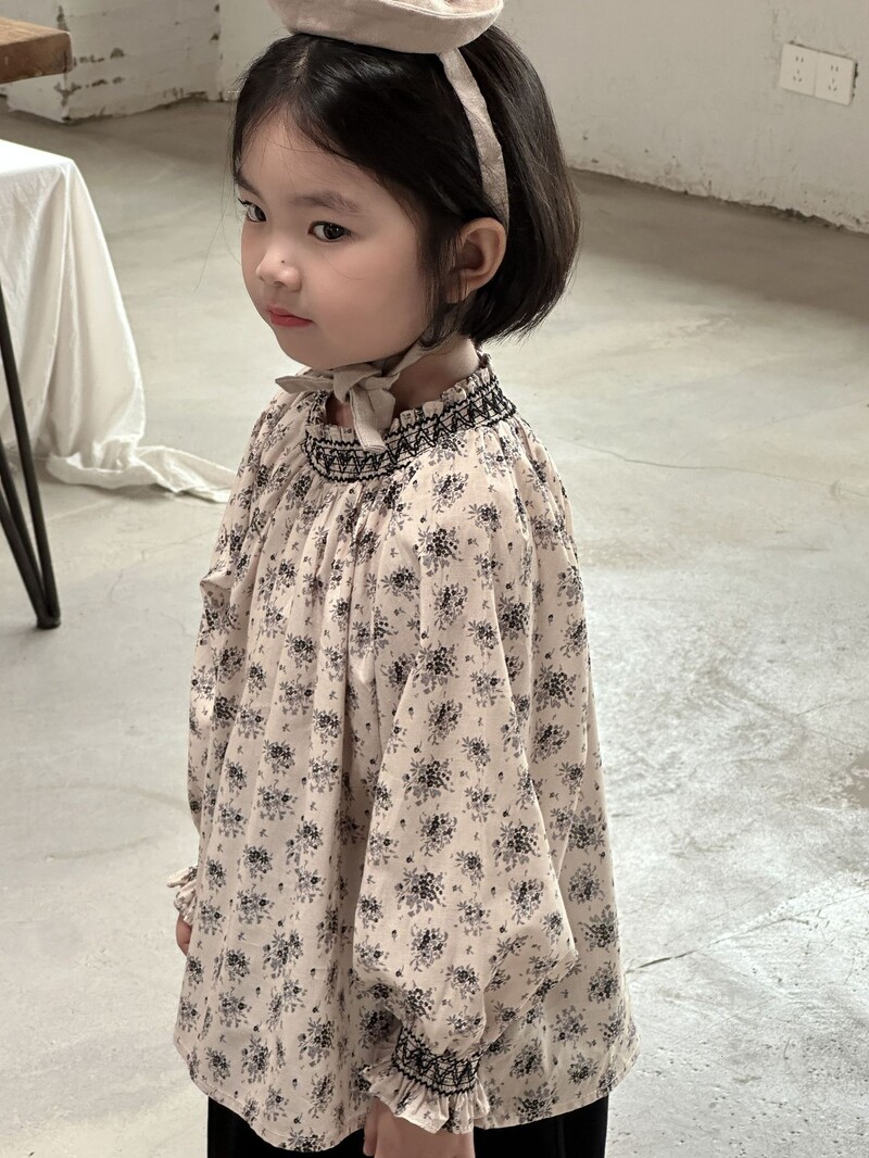 Sügisene tüdrukute pluusid Laste pikkade varrukatega topid Lahtine lilleline särk Armas pitskrae Väike prantsuse tüdrukute prindiga pluus