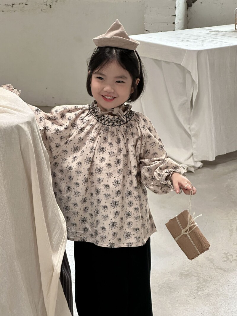 Sügisene tüdrukute pluusid Laste pikkade varrukatega topid Lahtine lilleline särk Armas pitskrae Väike prantsuse tüdrukute prindiga pluus