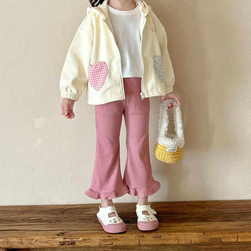 Панталони за момичета 2024 г. Есенни нови детски дрехи Корейски стил Бебешко момиче Сладко дъно Клеш панталони Ежедневни прости и ежедневни