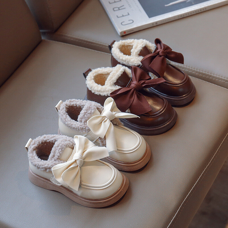 Talvised lumekingad Sügissed Bowknot Tüdrukute kingad Mood Pehmed libisemisvastased plüüsist soojad jalanõud spordijooksujalatsid Laste vabaajajalatsid