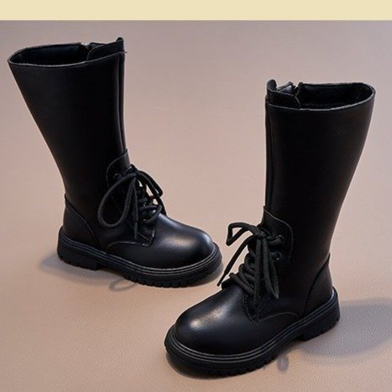 Tüdrukute printsessi kõrged saapad 2024 Uus mitmekülgne disainer, nööriga laste kausaalsed saapad, sügisene libisemiskindlad laste ühevärvilised pikad saapad