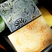 JIANWU Vintage κούφιο μοτίβο λουλουδιών Πλαστικό πρότυπο Βοήθημα ζωγραφικής Στένσιλ προτύπων για μαθητικές προμήθειες δημιουργικές DIY Χαρτικά