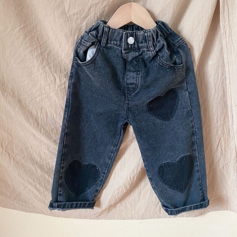 Toamna 2024 Copii blugi drepti cu inimă Pantaloni moale largi pentru fete Pantaloni casual din denim casual