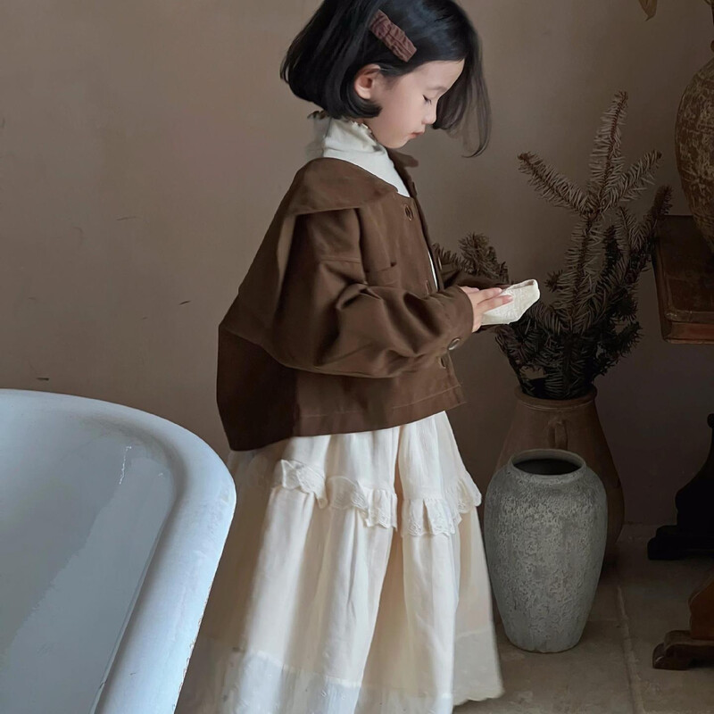 Trench Korea lasteriided sügis uus tüdruk lahtine mantel suur krae tikandid retro stiilis lühike põhjus, lihtne 2024