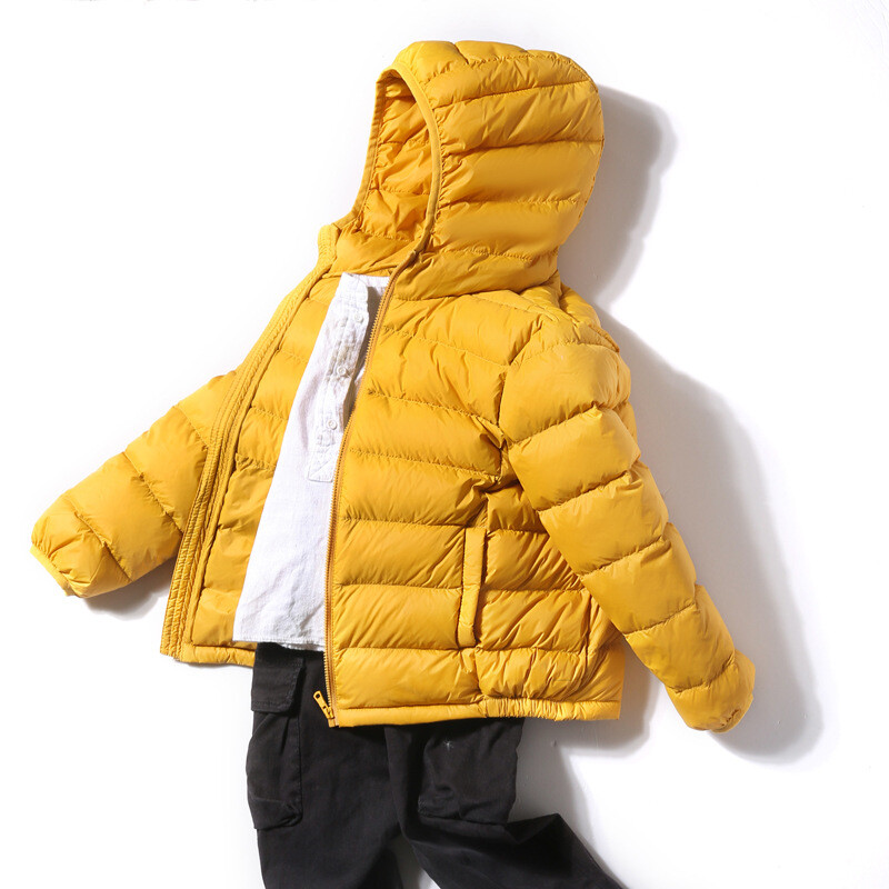 Kvaliteetsed laste talvemantlid jakidUued ülikerged kapuutsiga poistele, tüdrukutele, kaasaskantavad tuulekindlad puhvis parkad