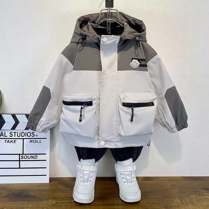 Îmbrăcăminte exterioară pentru băieți Îmbrăcăminte de lucru Primăvară și toamnă 2024 Stil nou La modă și la modă Toamnă Jachetă de vânt pentru copii Top băieți