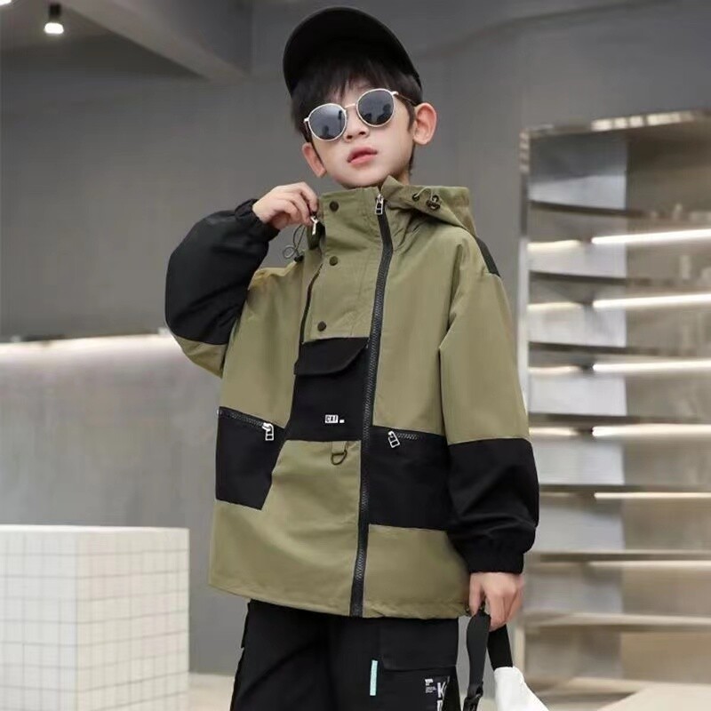 Poiste mantel Uus 2024. aasta kevad- ja sügismantel Big Boysi sprintimantel Mitmekülgne värviline tuulekindel mantel poistele, lasterõivad