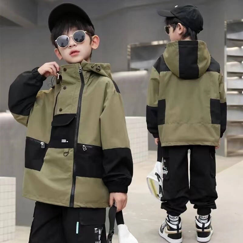 Poiste mantel Uus 2024. aasta kevad- ja sügismantel Big Boysi sprintimantel Mitmekülgne värviline tuulekindel mantel poistele, lasterõivad