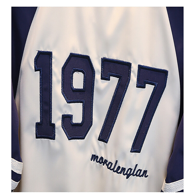 2024. aasta kevad- ja sügisene poistemood, vaba hingav number 1977 pesapallimantel 2–8 aastat vana