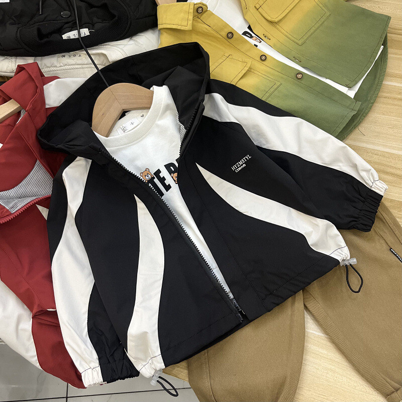 Jakne za dječake Proljeće Jesen 2024. Vjetrovke za djecu Crna/crvena majica za dječake Kaputi za malu djecu Slobodno vrijeme Gornja odjeća za bebe Odjeća