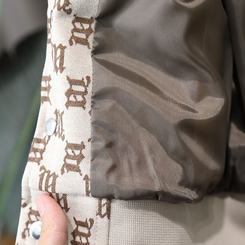 Proljetni kaput za dječake kaki boje 2024. Novo proljeće i jesen Cool Dječja modna samtasta jakna s jednim kopčanjem Bejzbol odijelo za dječake