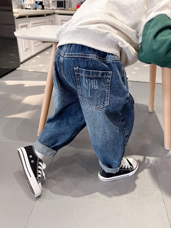 Nove traper hlače za dječake i djevojčice Tamne perforirane hlače Djevojčice Dječaci Proljetne i jesenske ležerne hlače Dječja odjeća 0-6 godina