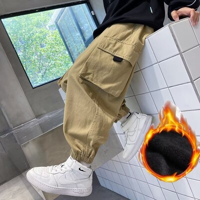 Poiste püksid kevadised ja sügisesed uued pehmed laste tööpüksid kevadised ja sügisesed keskmise suurusega laste lahedad vabaaja püksid