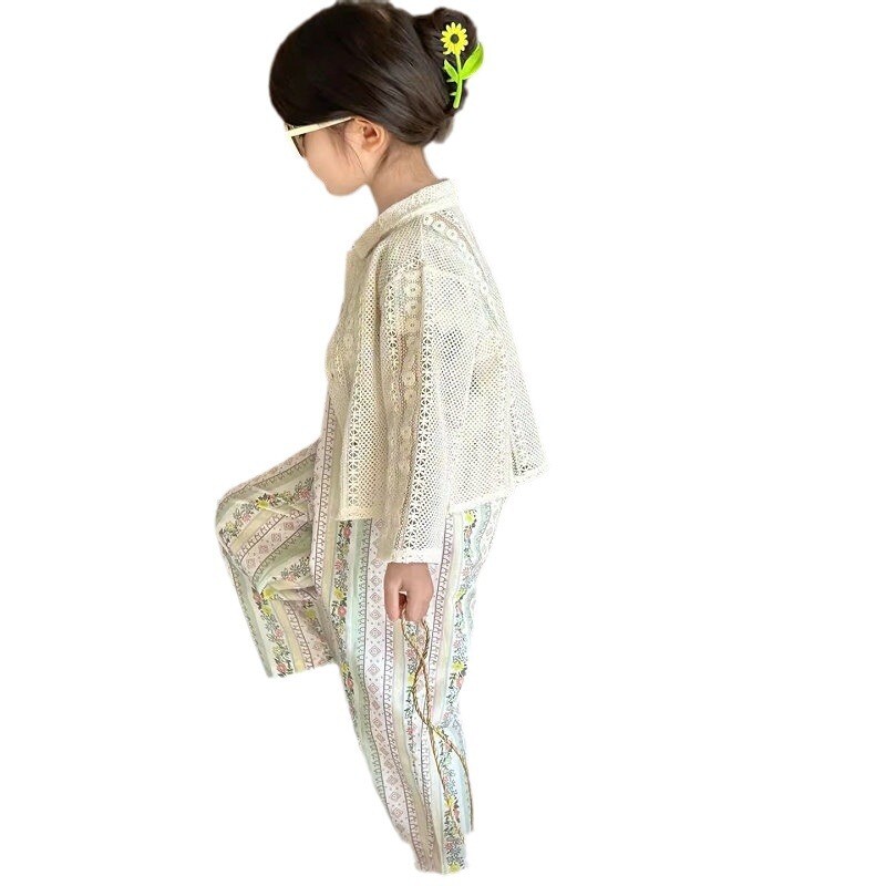 Suvetüdruku väikese lendava varrukaga lilleline kombinesoon, õõnestatud võrgust pitsäärega lasteriided, uus stiil, kandiline krae püksid