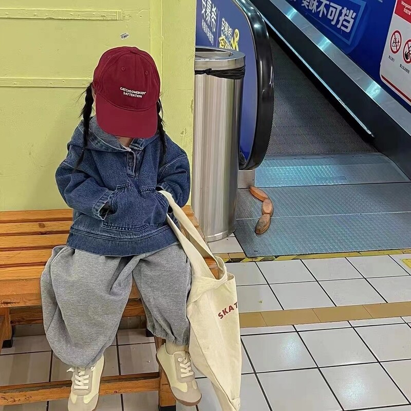 Dukserica s kapuljačom za dječake 2024. Proljeće Jesen Dječji široki demin kaput Jednobojne majice Ležerne majice s kapuljačom Odjeća Dječja odjeća