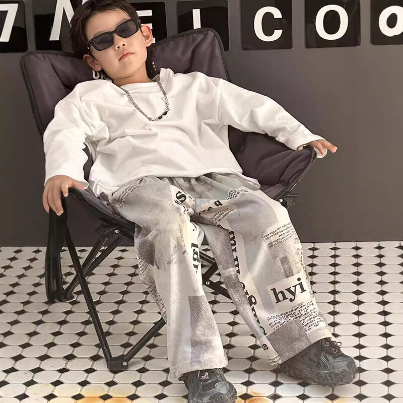 Lasteriided Mood Mugavad püksid 24 Kevad ja sügis Uus stiil Disain Sense vabaaja püksid Poiste lahtised sirged püksid