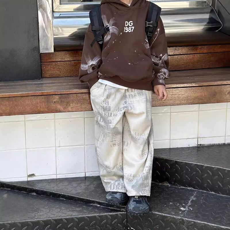 Lasteriided Mood Mugavad püksid 24 Kevad ja sügis Uus stiil Disain Sense vabaaja püksid Poiste lahtised sirged püksid