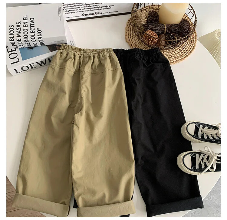 Hlače za dječake Cool Dječja jesenska odjeća 2024. Dječja odjeća u korejskom stilu Modne dječje ležerne hlače Jednobojne hlače za dječake s gumbima za nokte