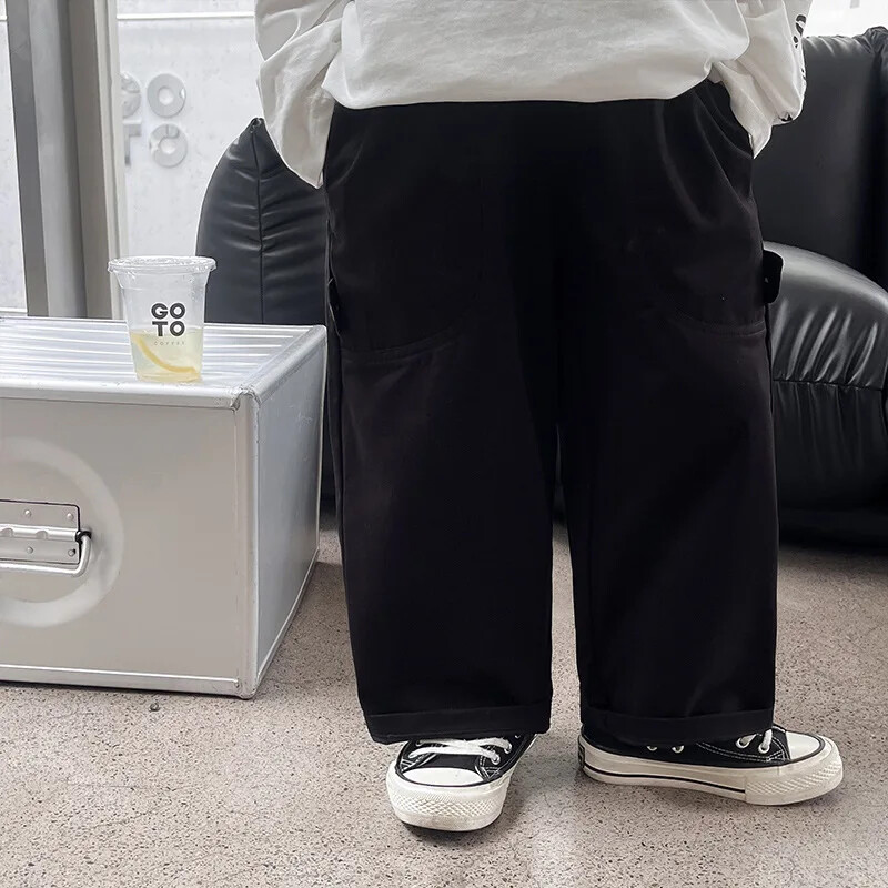 Hlače za dječake Cool Dječja jesenska odjeća 2024. Dječja odjeća u korejskom stilu Modne dječje ležerne hlače Jednobojne hlače za dječake s gumbima za nokte