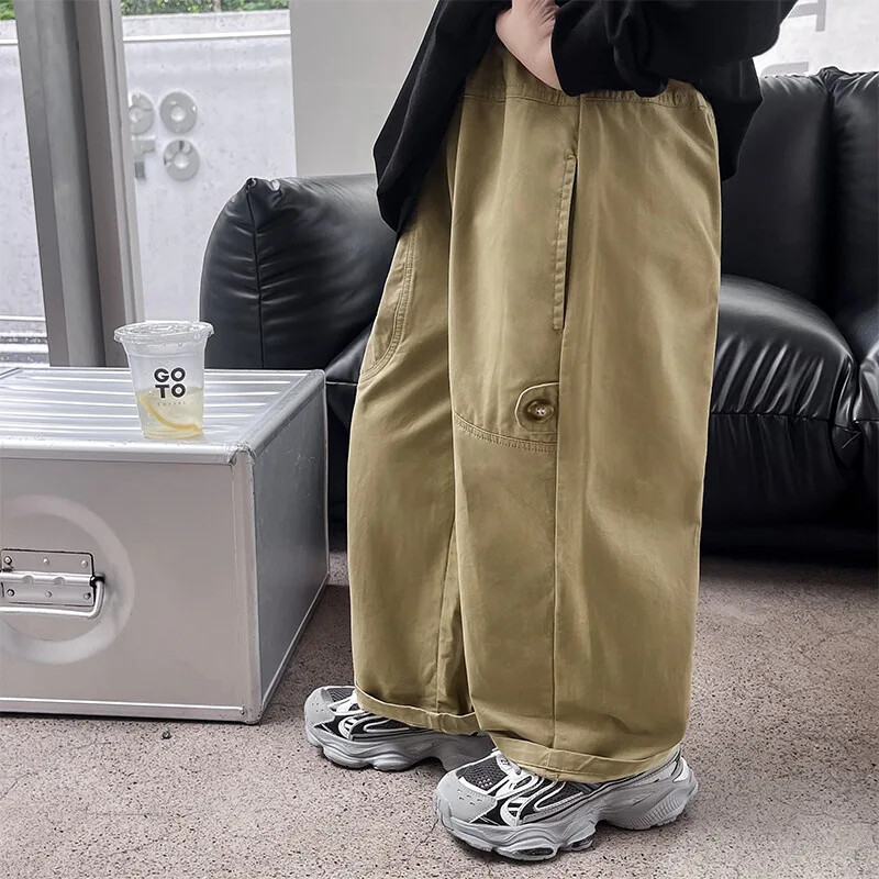 Hlače za dječake Cool Dječja jesenska odjeća 2024. Dječja odjeća u korejskom stilu Modne dječje ležerne hlače Jednobojne hlače za dječake s gumbima za nokte