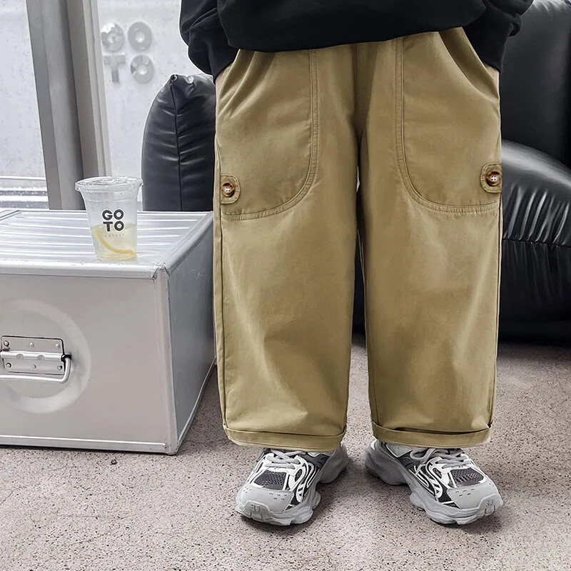 Hlače za dječake Cool Dječja jesenska odjeća 2024. Dječja odjeća u korejskom stilu Modne dječje ležerne hlače Jednobojne hlače za dječake s gumbima za nokte
