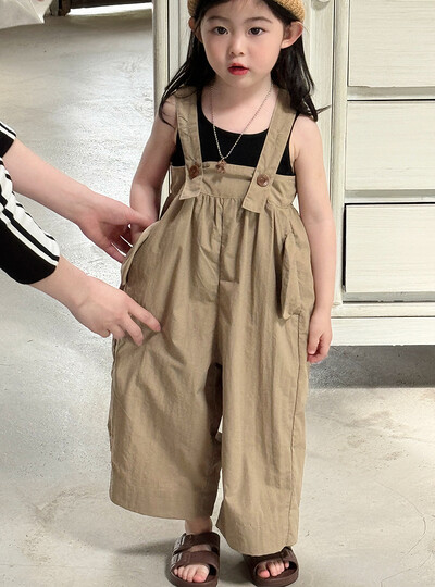 Dječji kombinezon širokih nogavica na tregere, ljeto 2024., novi korejski stil za dječake i djevojčice, široke jednobojne hlače ravnih nogavica, dječja odjeća