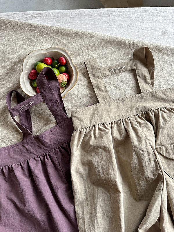 Dječji kombinezon širokih nogavica na tregere, ljeto 2024., novi korejski stil za dječake i djevojčice, široke jednobojne hlače ravnih nogavica, dječja odjeća